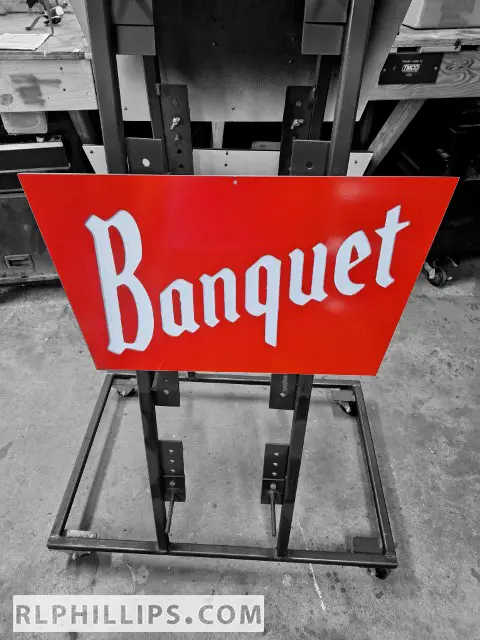 banquet beer sign